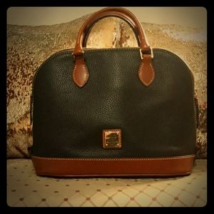 Classic Leather Dooney